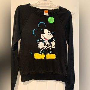 Disney glow in the dark Mickey Skeleton sweatshirt size M
